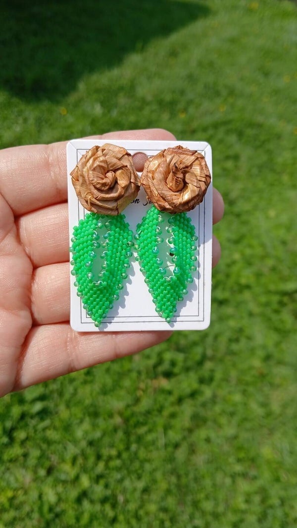 Rose Bud earrings