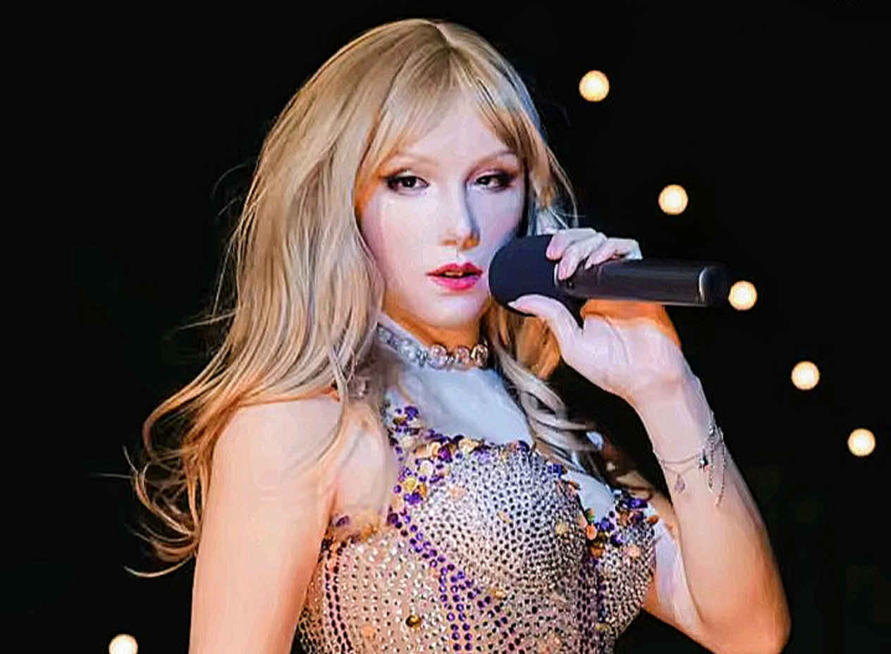 Male to female full head mask breast & make-up 💄