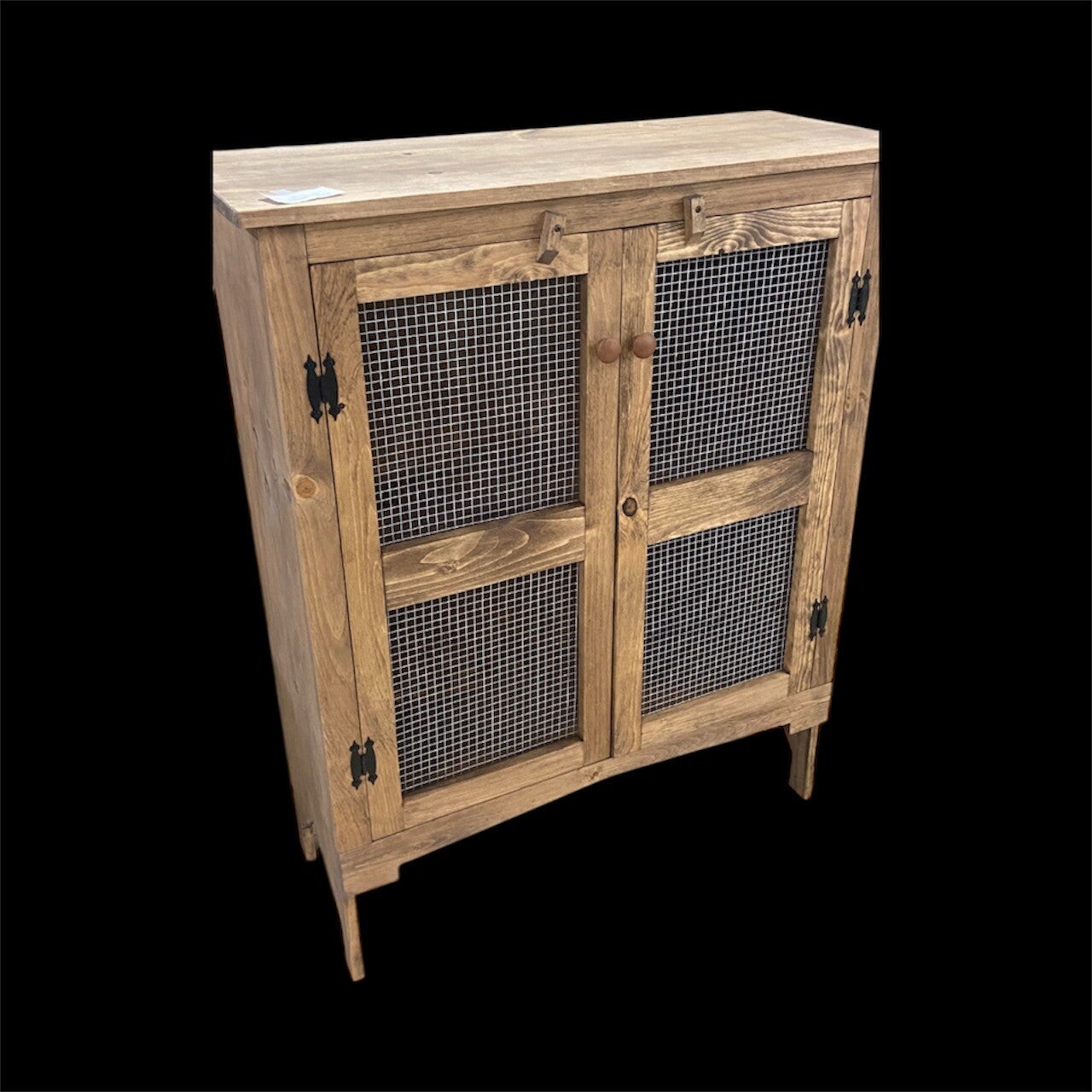 Cabinet w/Mesh Doors
