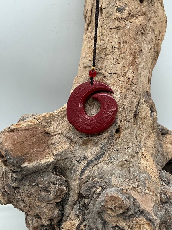 Pendentif en cinabre