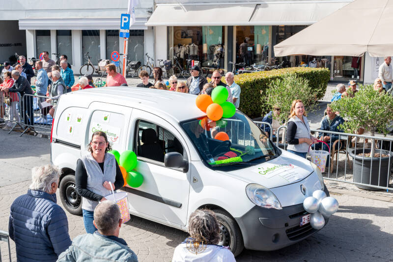 g-rnaertfeesten-classic-cars-parade-reclamestoet-timelesstales-76-standard.jpg