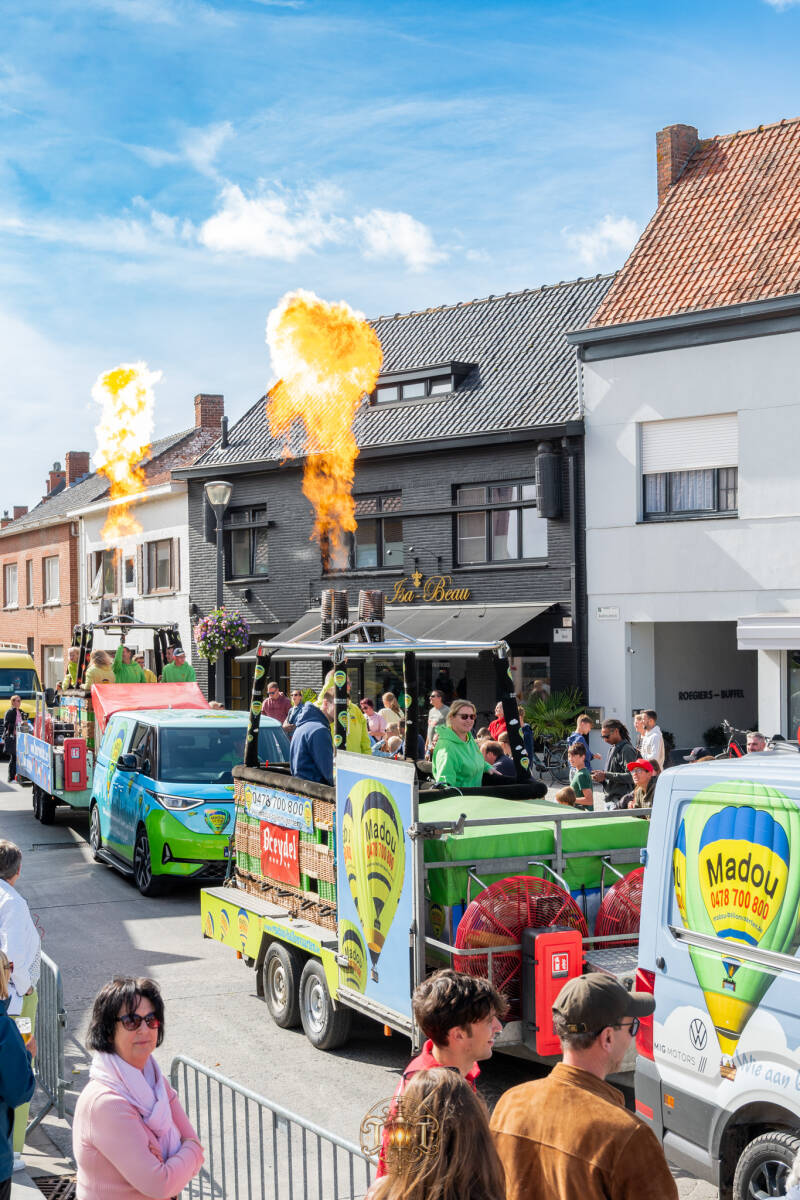 g-rnaertfeesten-classic-cars-parade-reclamestoet-timelesstales-79-standard.jpg