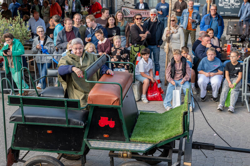 g-rnaertfeesten-classic-cars-parade-reclamestoet-timelesstales-94-standard.jpg