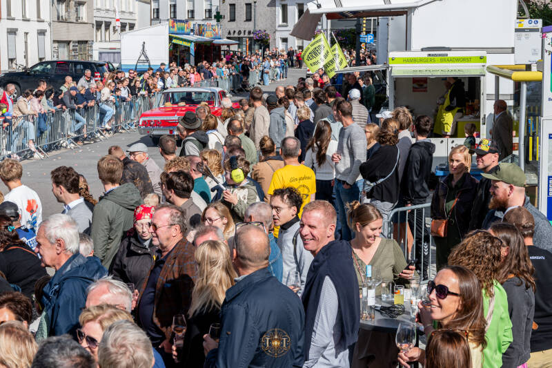 g-rnaertfeesten-classic-cars-parade-reclamestoet-timelesstales-97-standard.jpg