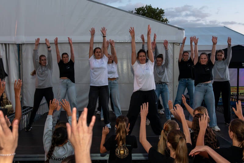 girnaertfeesten-girnaert-eetfestijn-girnaert-stuntshow-timelesstales-17-standard.jpg