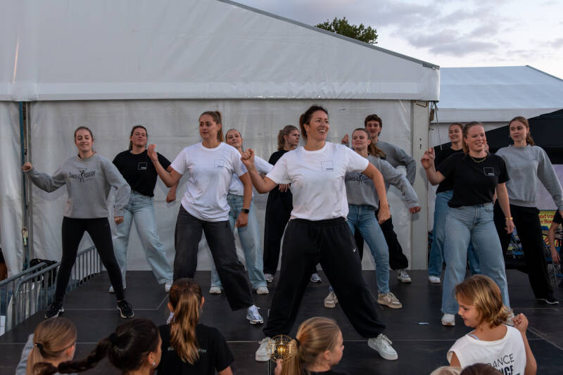 girnaertfeesten-girnaert-eetfestijn-girnaert-stuntshow-timelesstales-27-standard.jpg