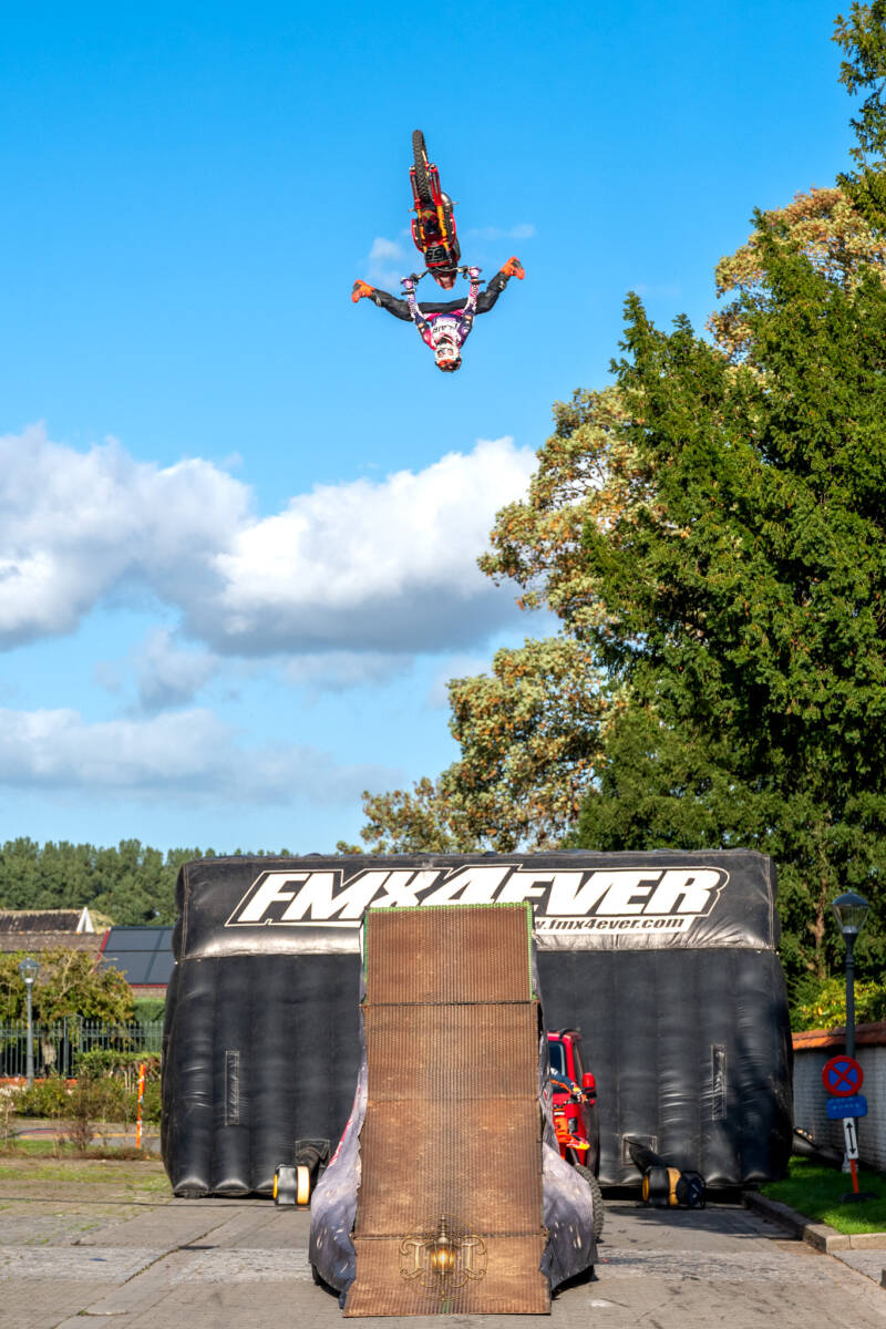girnaertfeesten-girnaert-eetfestijn-girnaert-stuntshow-timelesstales-51-standard.jpg