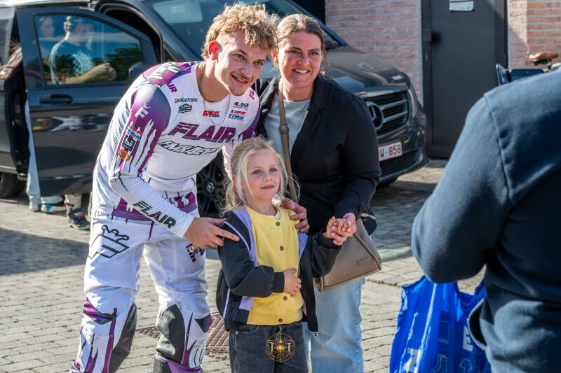 girnaertfeesten-girnaert-eetfestijn-girnaert-stuntshow-timelesstales-64-standard.jpg