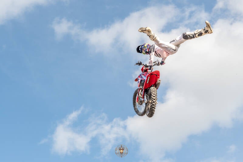 girnaertfeesten-girnaert-eetfestijn-girnaert-stuntshow-timelesstales-72-standard.jpg