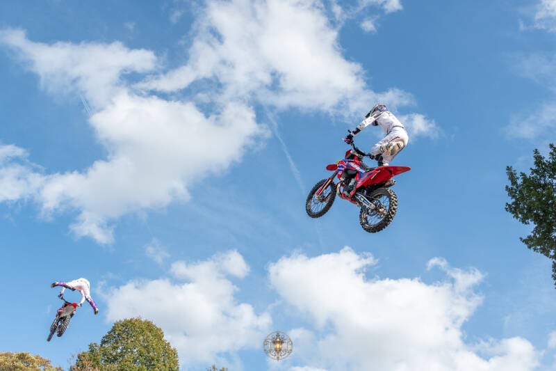 girnaertfeesten-girnaert-eetfestijn-girnaert-stuntshow-timelesstales-75-standard.jpg