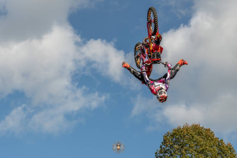 girnaertfeesten-girnaert-eetfestijn-girnaert-stuntshow-timelesstales-76-standard.jpg