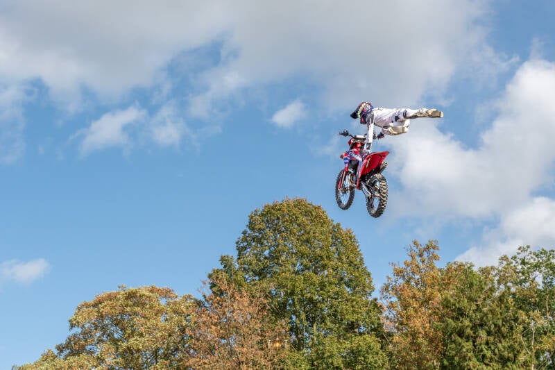 girnaertfeesten-girnaert-eetfestijn-girnaert-stuntshow-timelesstales-80-standard.jpg