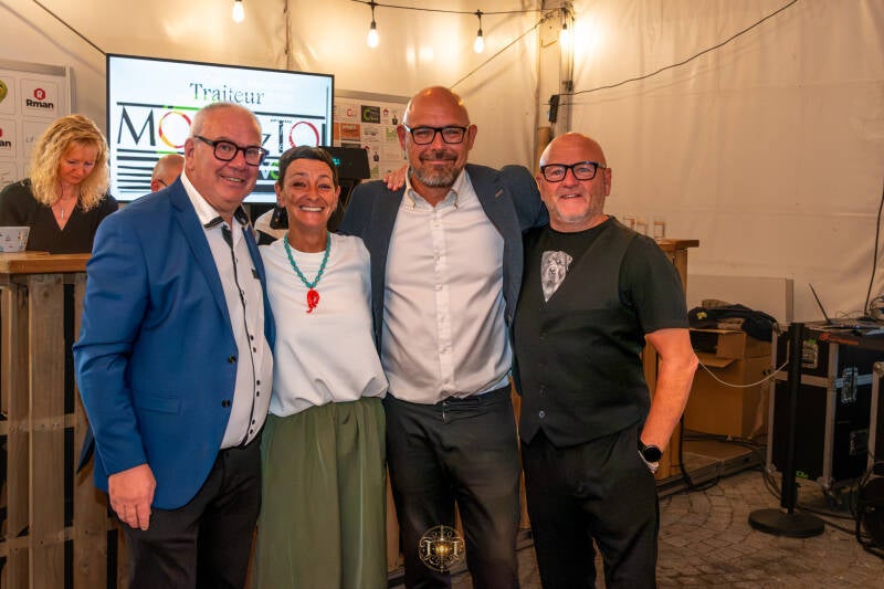 girnaertfeesten-revue-crevette-timelesstales-32-standard.jpg