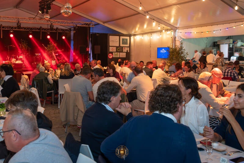 girnaertfeesten-revue-crevette-timelesstales-34-standard.jpg