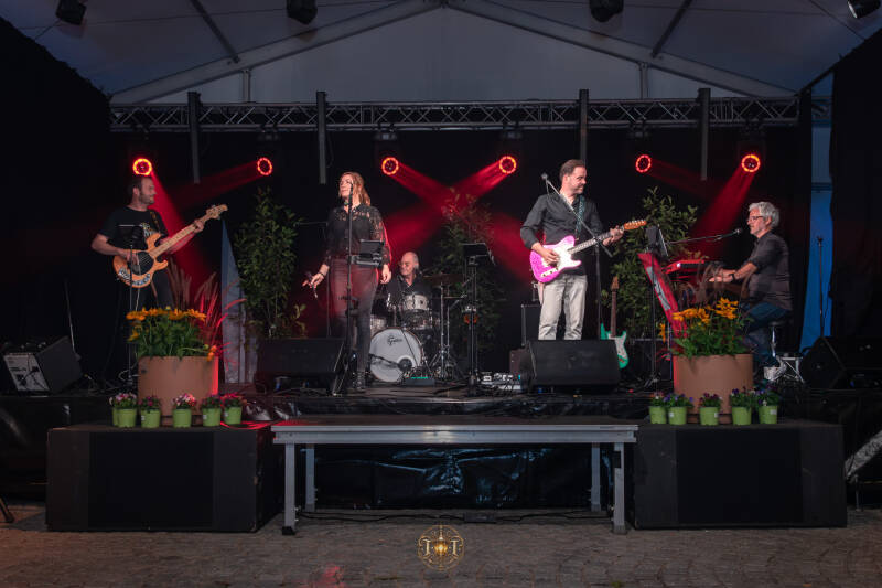 girnaertfeesten-revue-crevette-timelesstales-39-standard.jpg