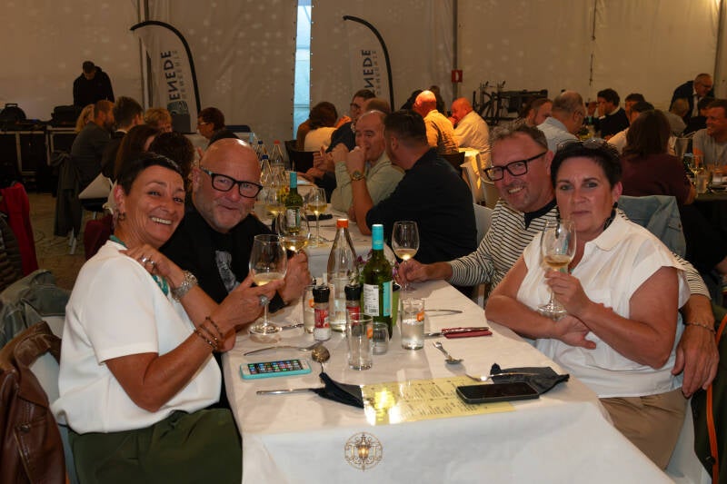 girnaertfeesten-revue-crevette-timelesstales-53-standard.jpg