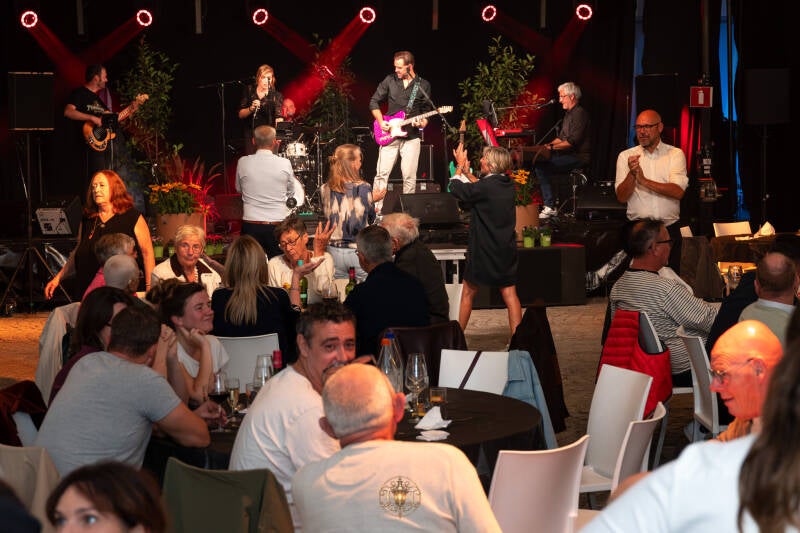 girnaertfeesten-revue-crevette-timelesstales-76-standard.jpg