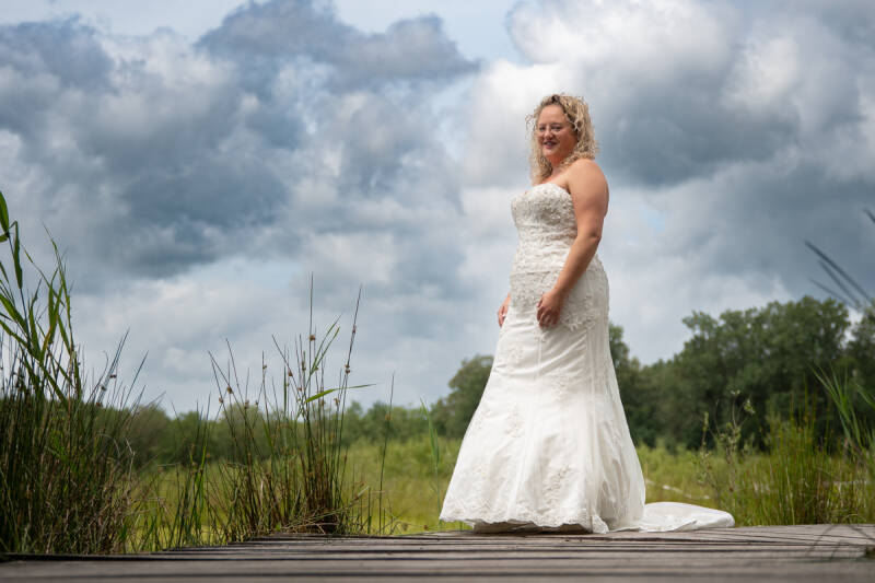 timeless-tales-bridal-empowerment-shoot-gescheiden-vrouw-trouwjurk-natuur-jpg-standard-zone4t.jpg