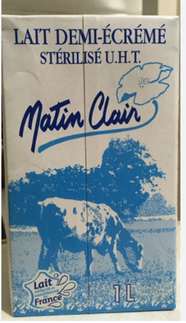 lait demi écrémé matin clair