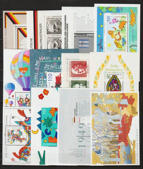 12 verschiedene Blöcke, postfrisch ** (0457)