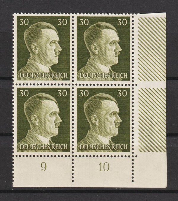 Adolf Hitler MiNr. 794 postfrische ** Bogenecke