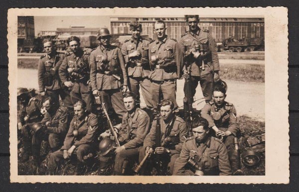 Angehöriger der Deutschen Wehrmacht  (b271)