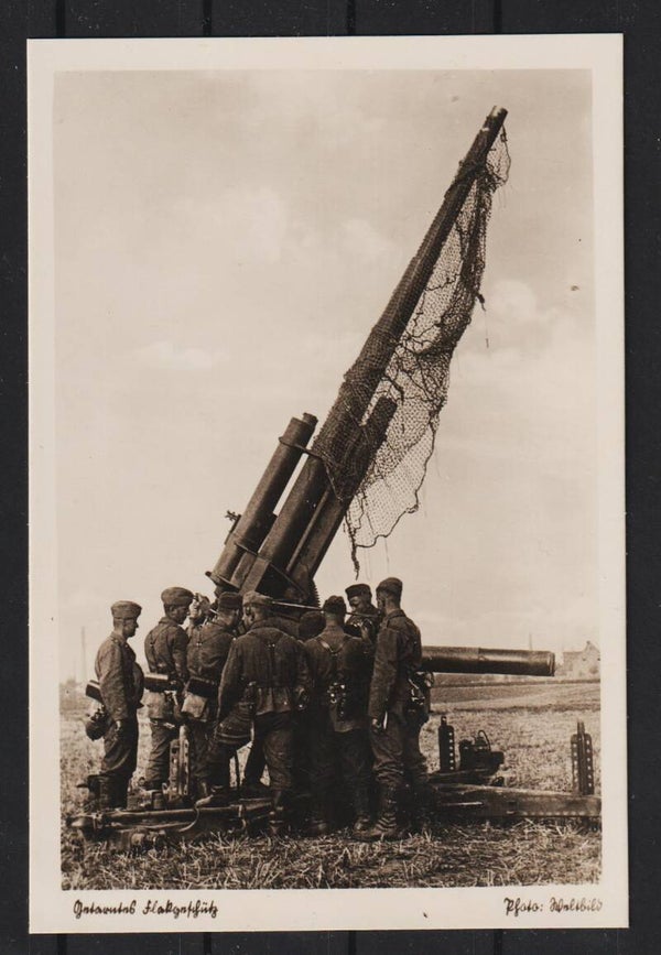 Propaganda Karte der Wehrmacht "Getarntes Flakgeschütz"  (b420)