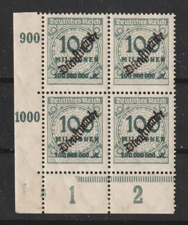 D 82 postfrische Bogenecke, Formnummer 8  (ad)