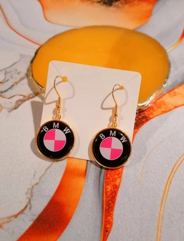 Boucles d’oreilles BMW rose en acier inoxydable doré ou argenté – Bijou automobile tendance | LTDF Création