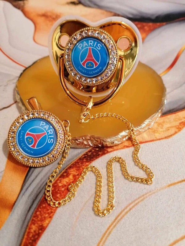 Tétine Strass avec Attache Paris Saint‑Germain – Forme Physiologique – 5 Coloris Disponibles ⚽✨