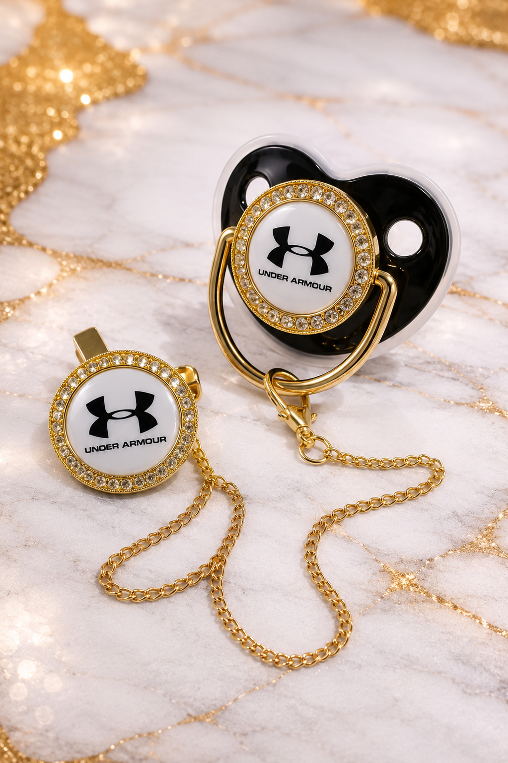 Tétine Under Armour Blanc – Le style sportif dès le plus jeune âge