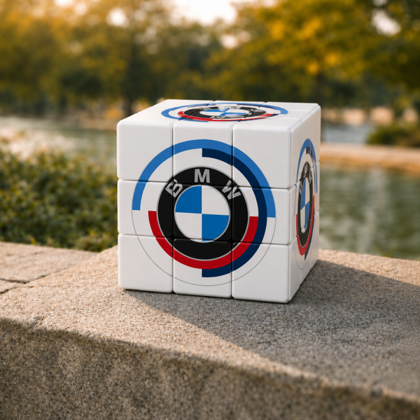 Rubik's Cube BMW 50 Ans – L'édition hommage aux passionnés de la légendaire marque allemande