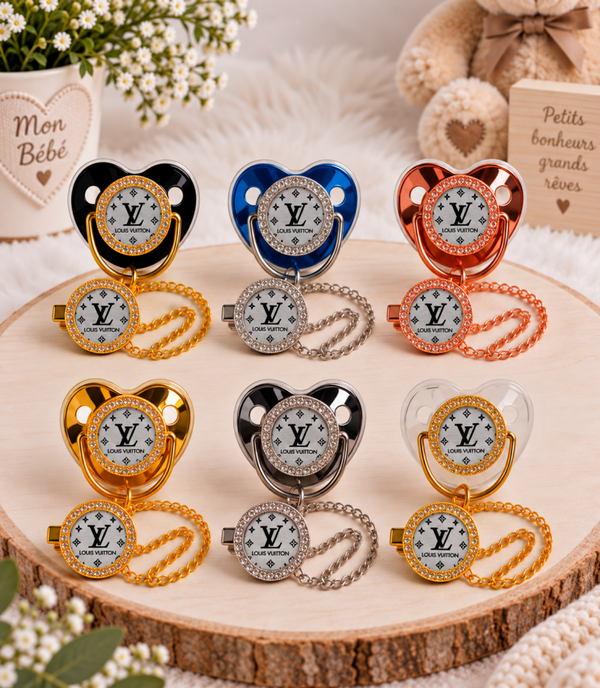 Tétine Strass Baby Louis Vuitton – Tétine bébé personnalisée avec attache