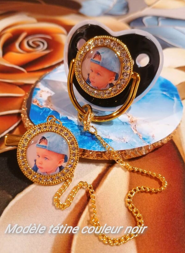 Tétine strass personnalisée avec attache et photo au choix – 5 coloris disponibles
