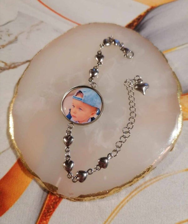 Bracelet personnalisé avec photo et cœurs