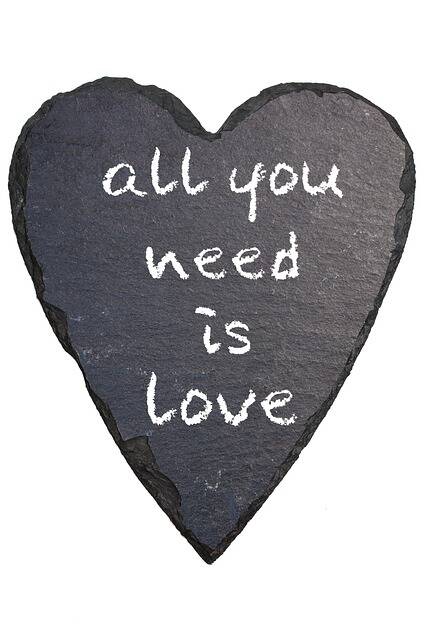  all you need is love©FriedenundDiplomatie.de