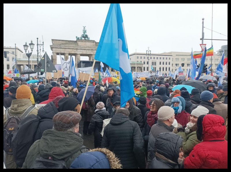 Berlin 2 Frieden und Diplomatie