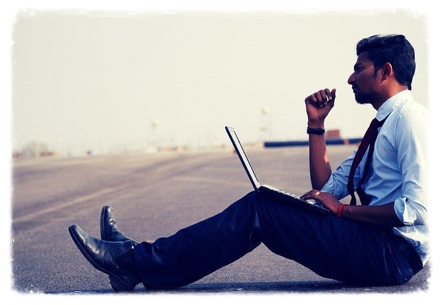 nachdenklicher Mensch Frieden und Diplomatie.de