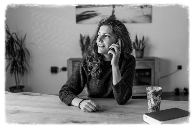 arbeitender Mensch Frieden und Diplomatie.de