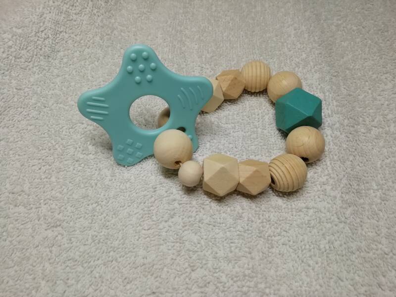 bijtring, verschillende kleuren, handgemaatk, olifant, vlincer, uil, beer