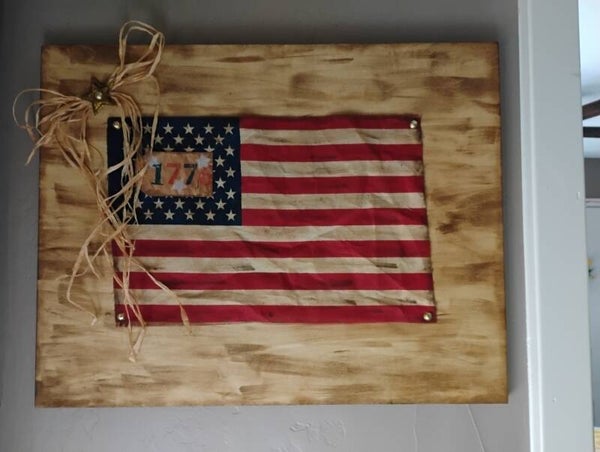 Distressed flag 1776 picture frame