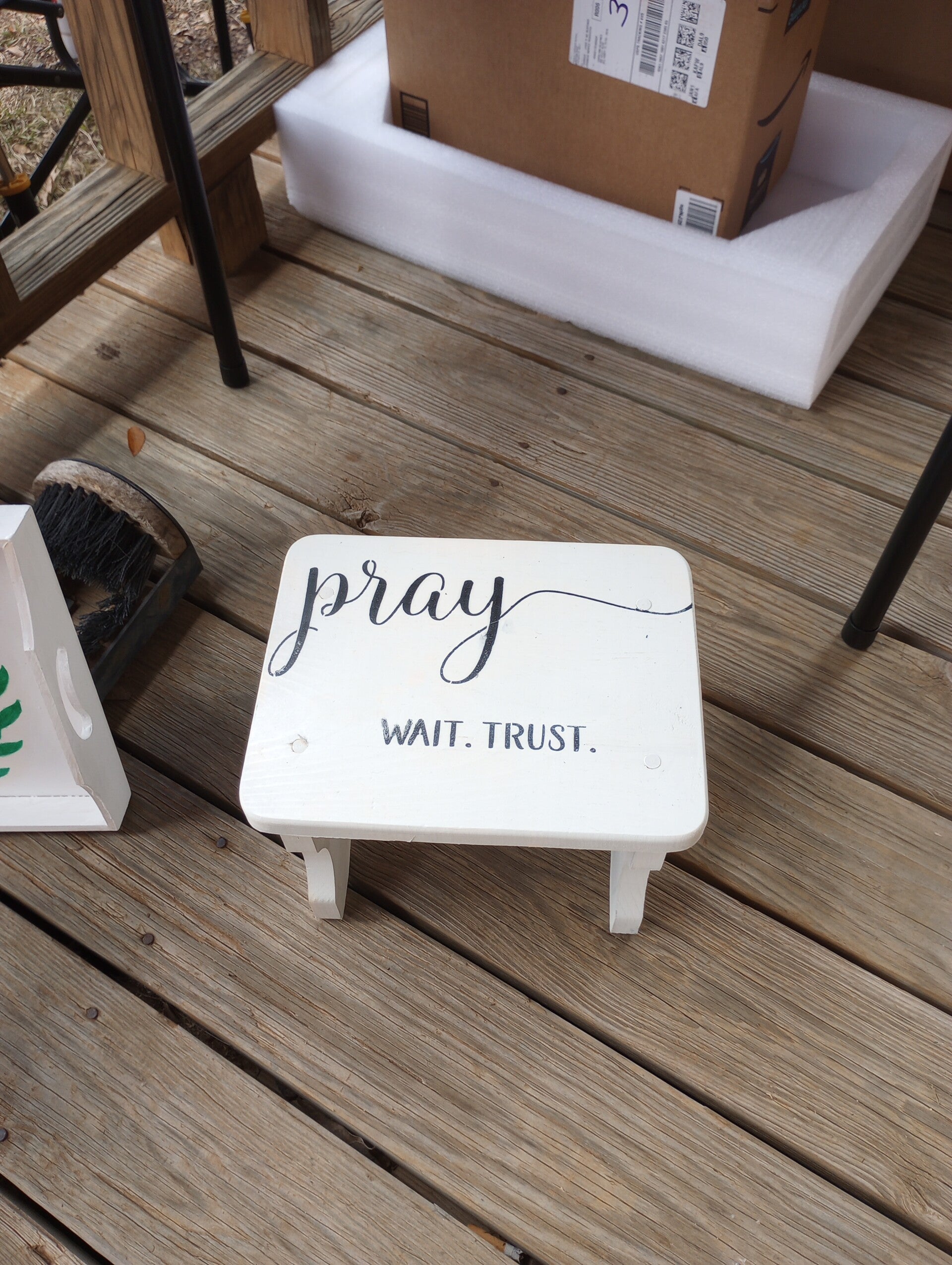 Pray Wooden stool