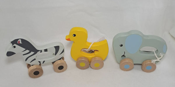 Houten dieren met wielen
