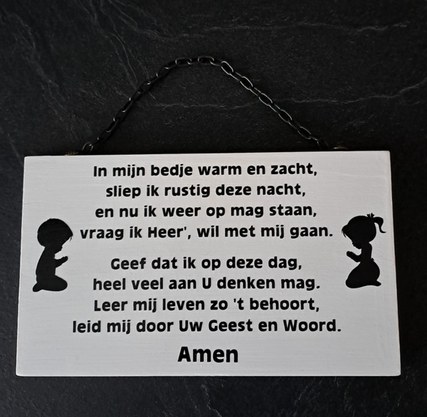 Tekstbordje wit 'In mijn bedje warm en zacht'