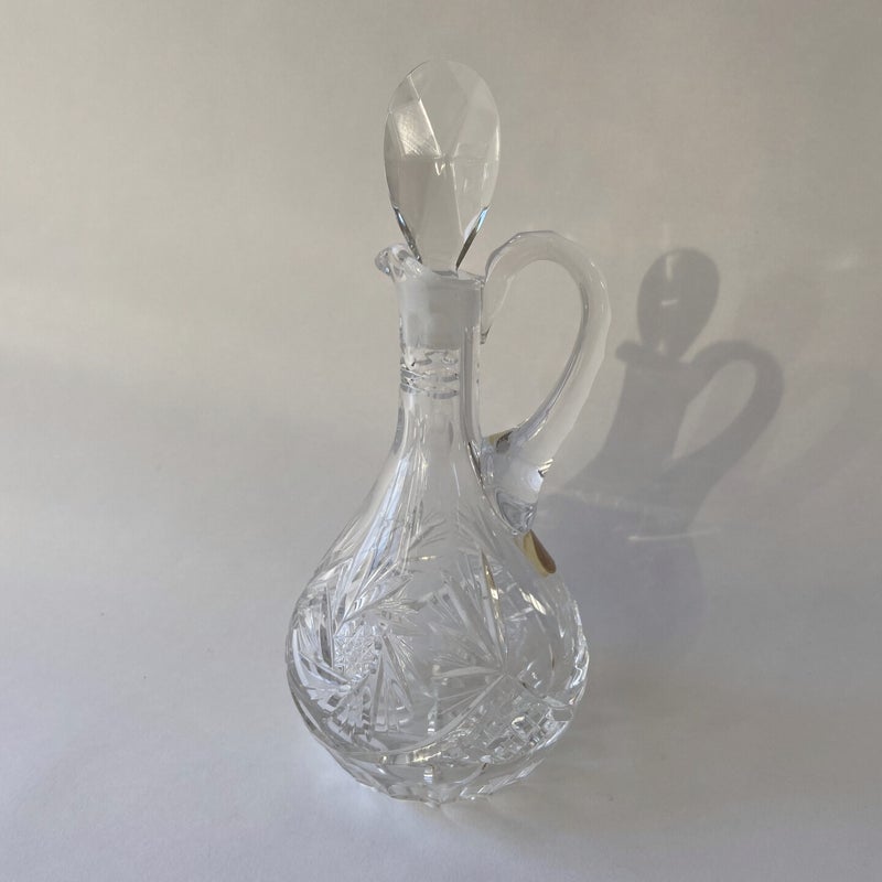 Kristallen karaf, merk Karpf, handgeslepen, hoogte 21,5 cm.