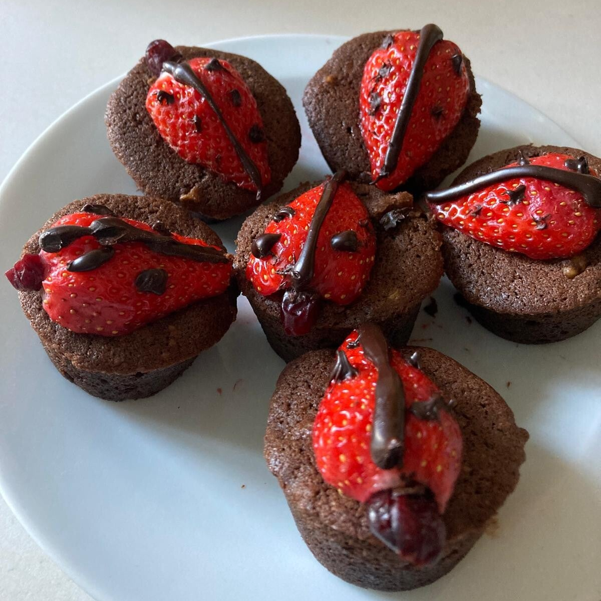 Atelier stage pâtisserie - Le printemps des gourmands : brownie fraises coccinelles