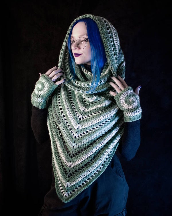 Wild Oleander Hooded Scarf - Green & White