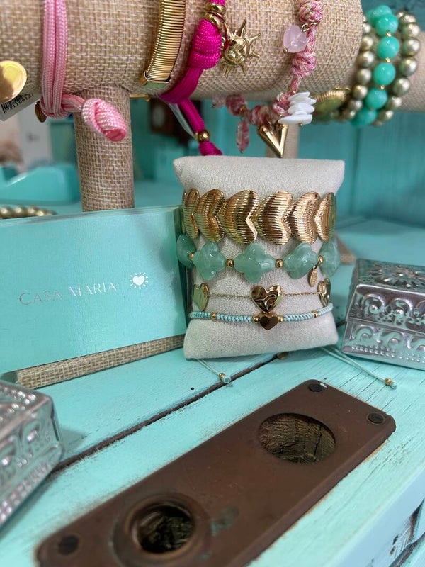 Turquoise heart armband