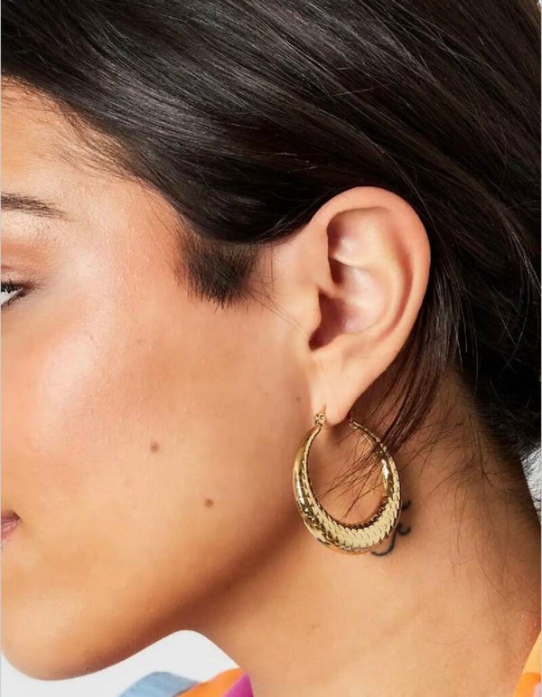 Earring gold