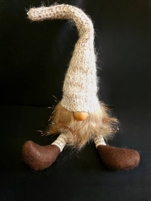 Wichtel beige mit Glitzer